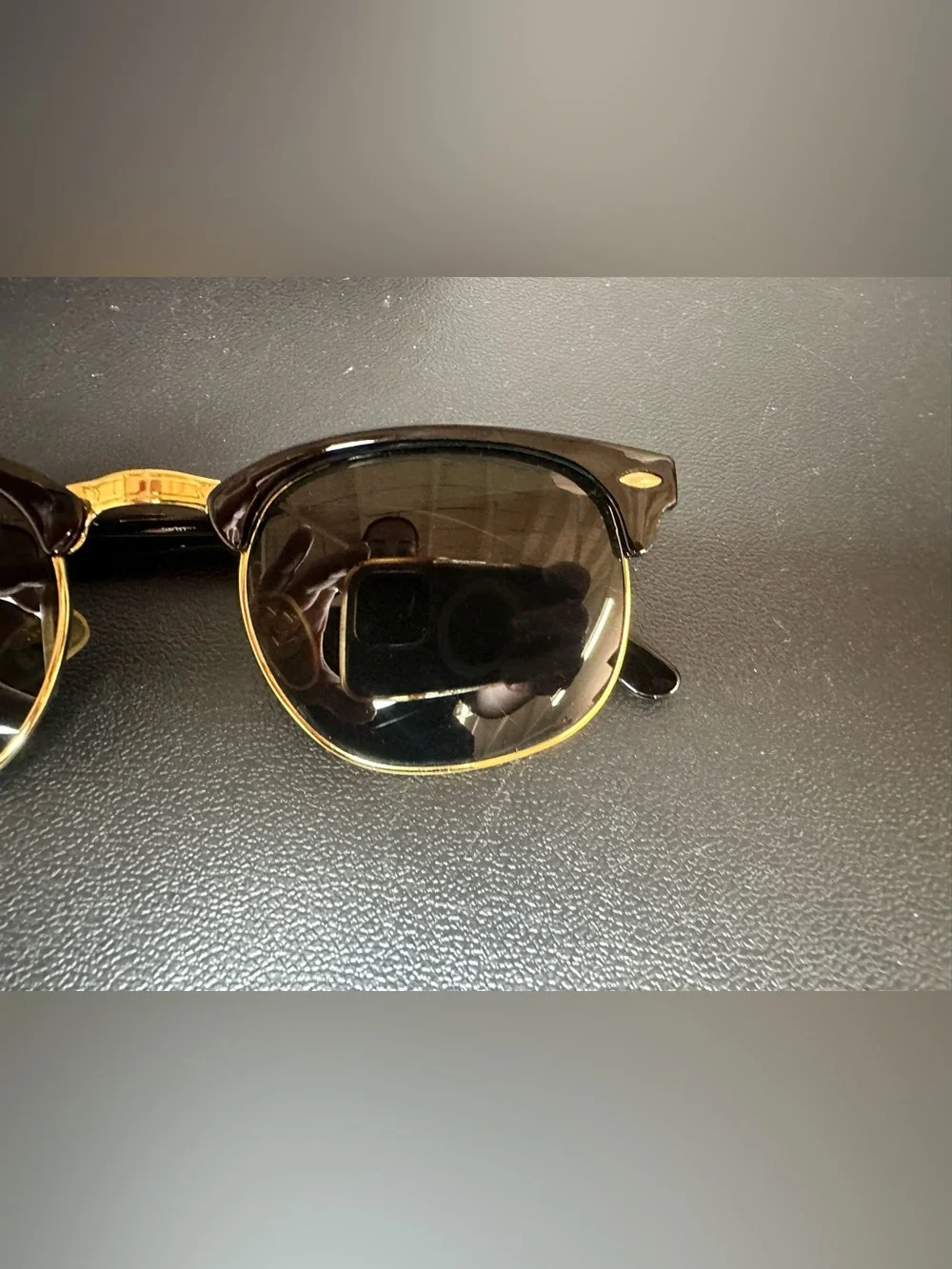 Ray-Ban Clubmaster Classic sunglasses Black Frames with Gold